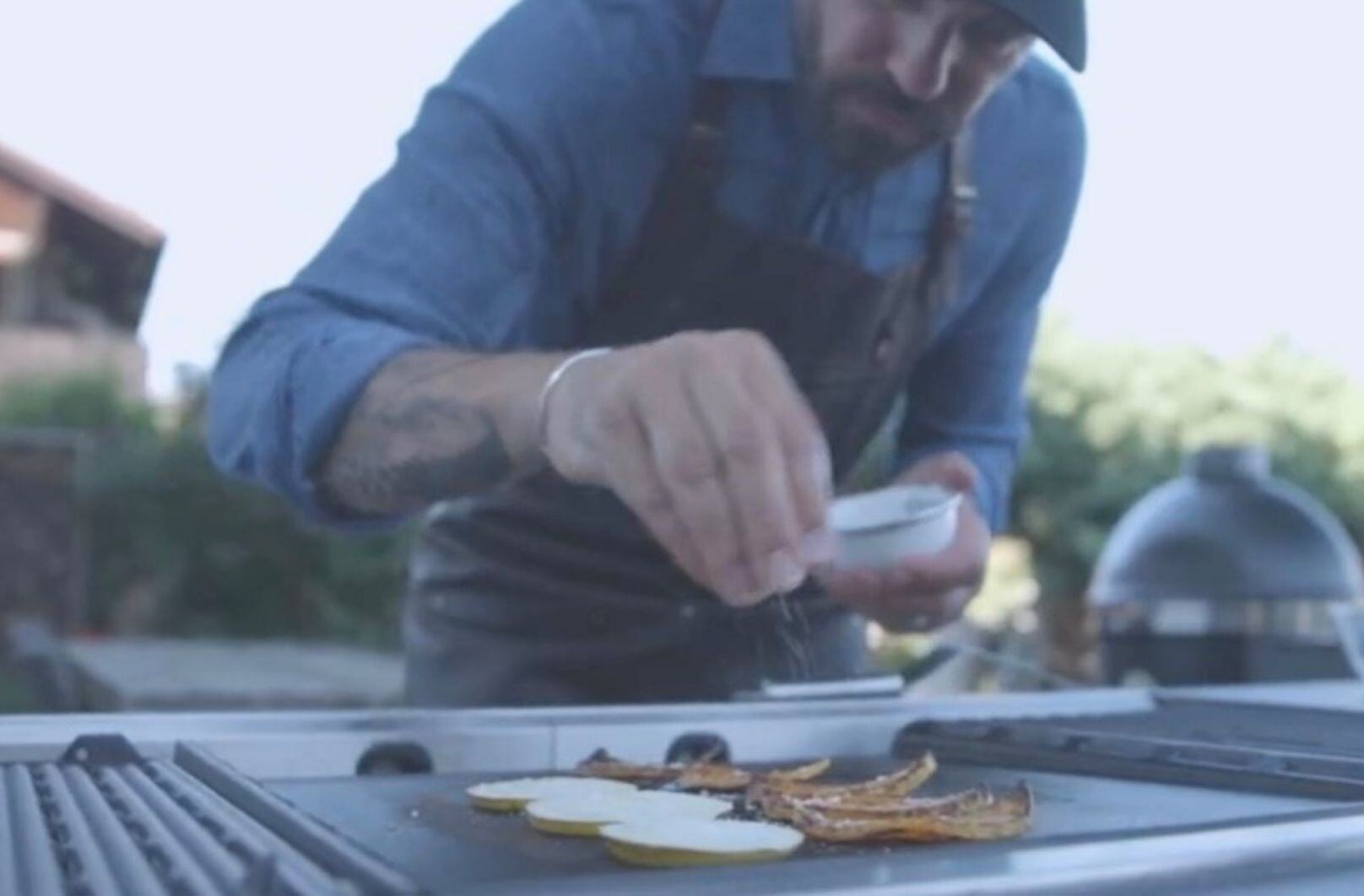 maet black - Gegrillter Kürbis und gegrillte Birne